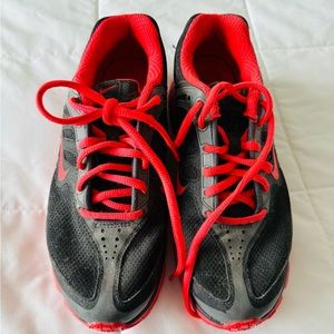 Nike women’s running hiking sneakers